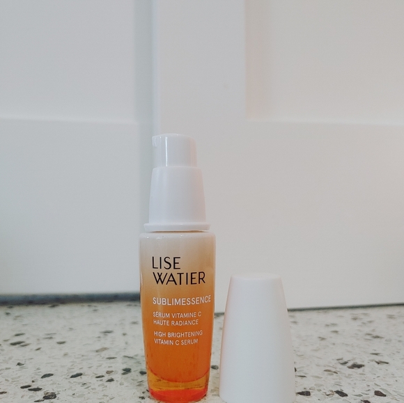 $10 or 5/$25 Lisa Watier Sublimessence High Brightening Vitamin C Serum Sample - Picture 4 of 4